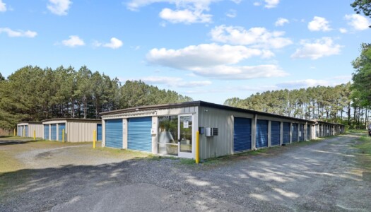 drive-up storage units at Peninsula Mini Storage in Dagsboro, DE
