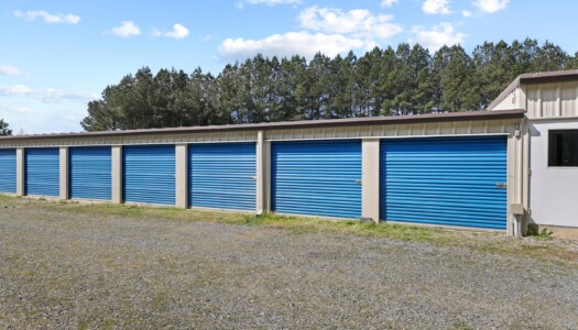 drive-up storage units at Peninsula Mini Storage in Dagsboro, DE