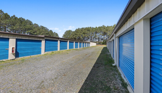drive-up storage units at Peninsula Mini Storage in Dagsboro, DE