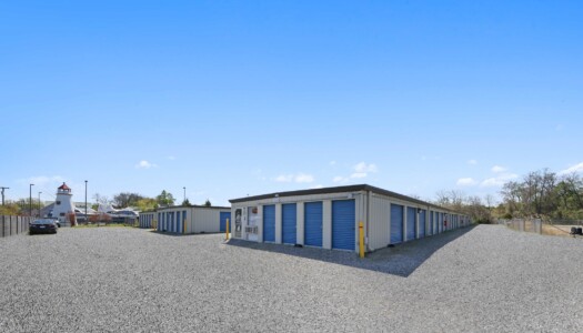 drive-up storage units at Peninsula Mini Storage in Blades, DE